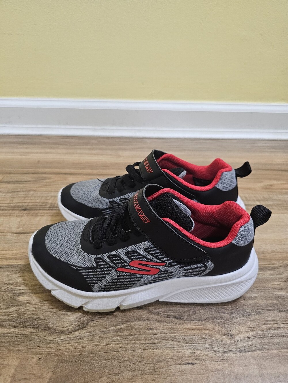 Skechers + Crocs Big Boy Bundle - Picture 6 of 16